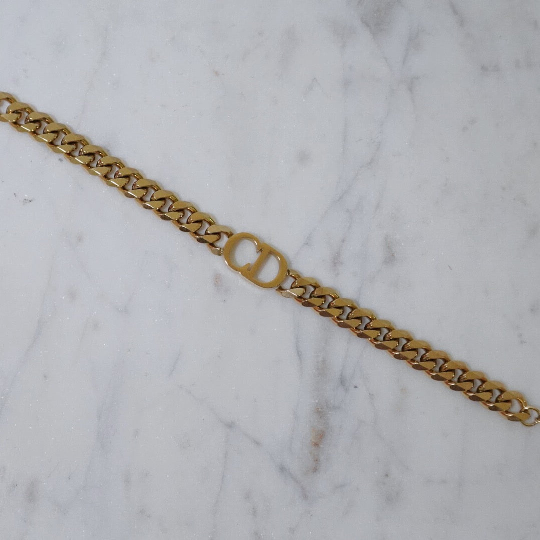 Adore U chain bracelet