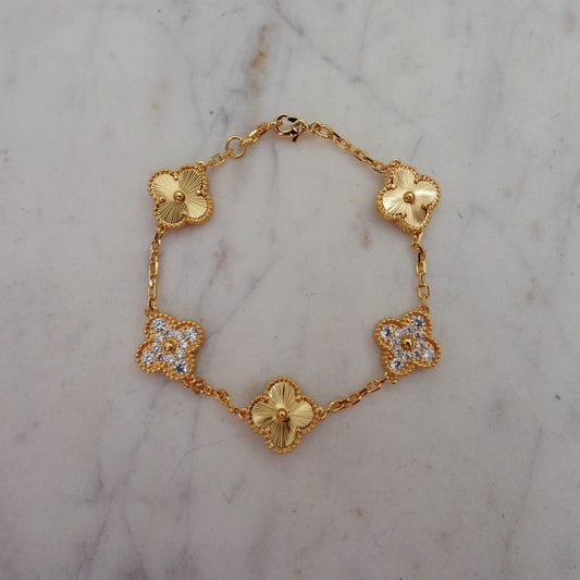 Luxe crystal clover bracelet