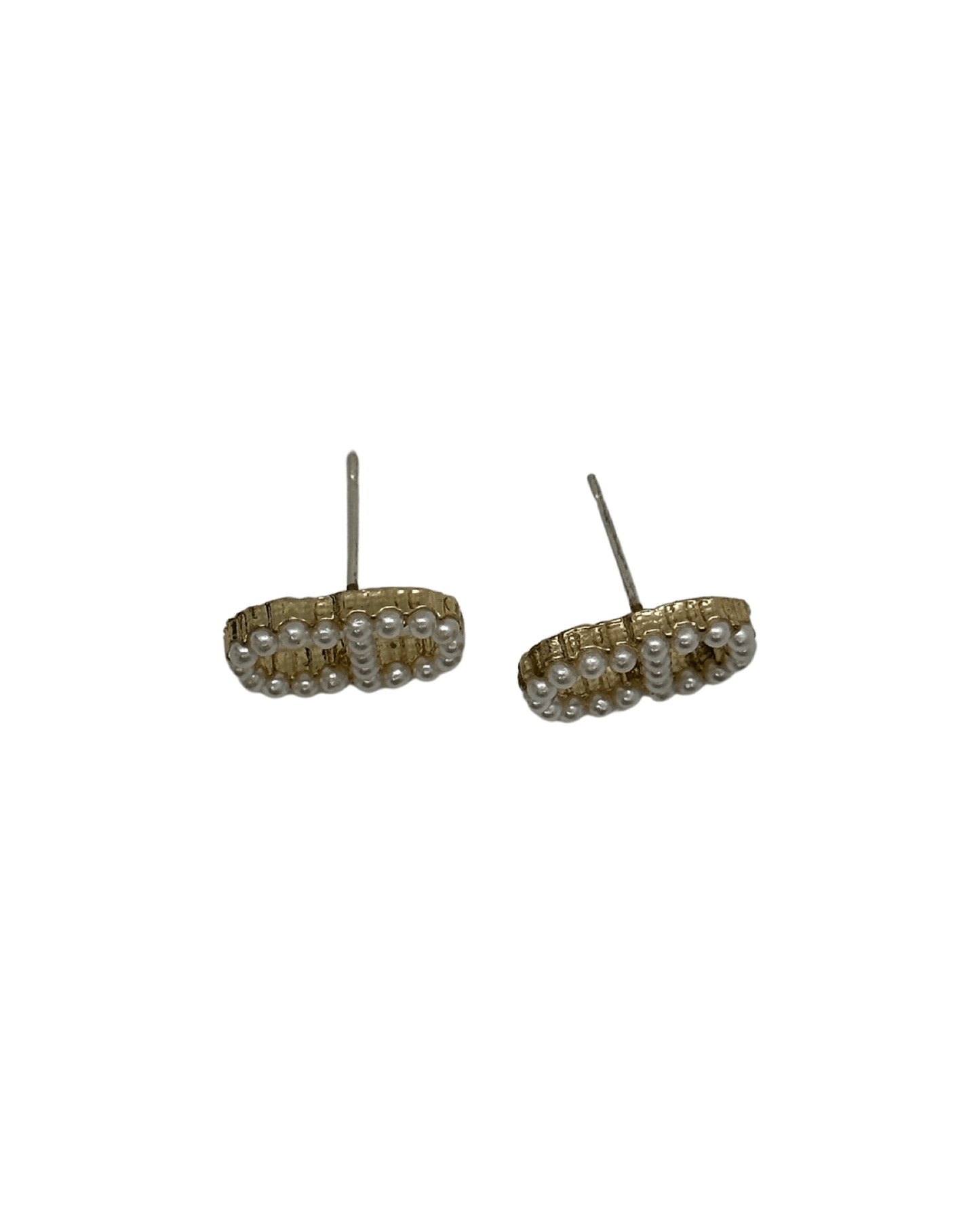 Adore U pearl studs